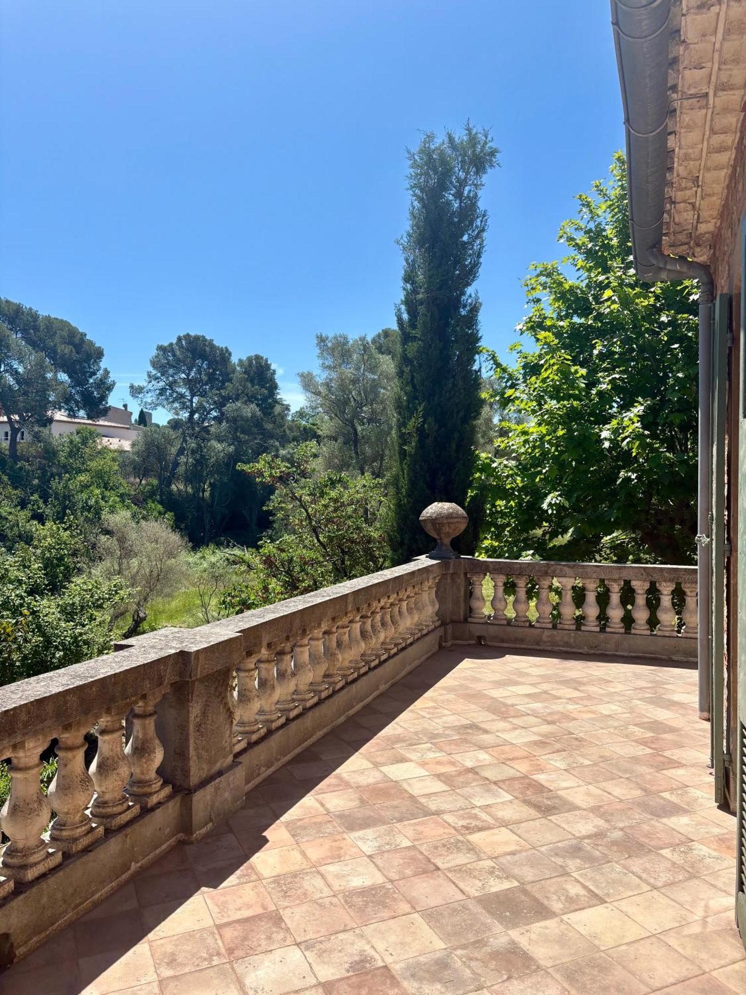 Bassin-chambre D'hote-villa Magdala Hyères